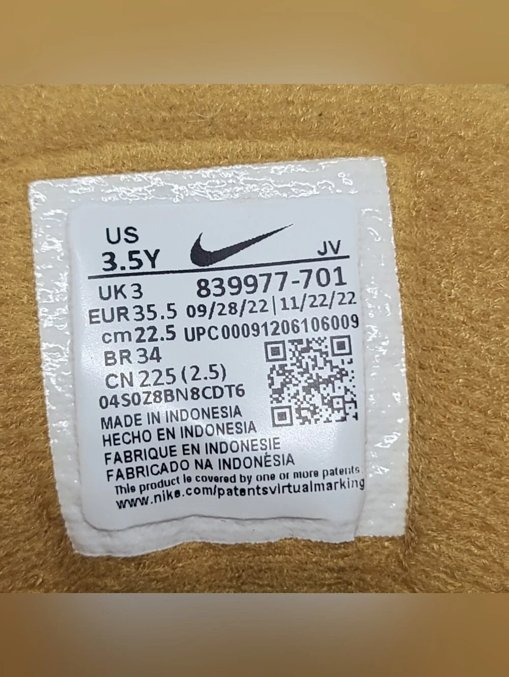 Nike Court Borough Mid GS 'Wheat' light brown kids size 3.5Y